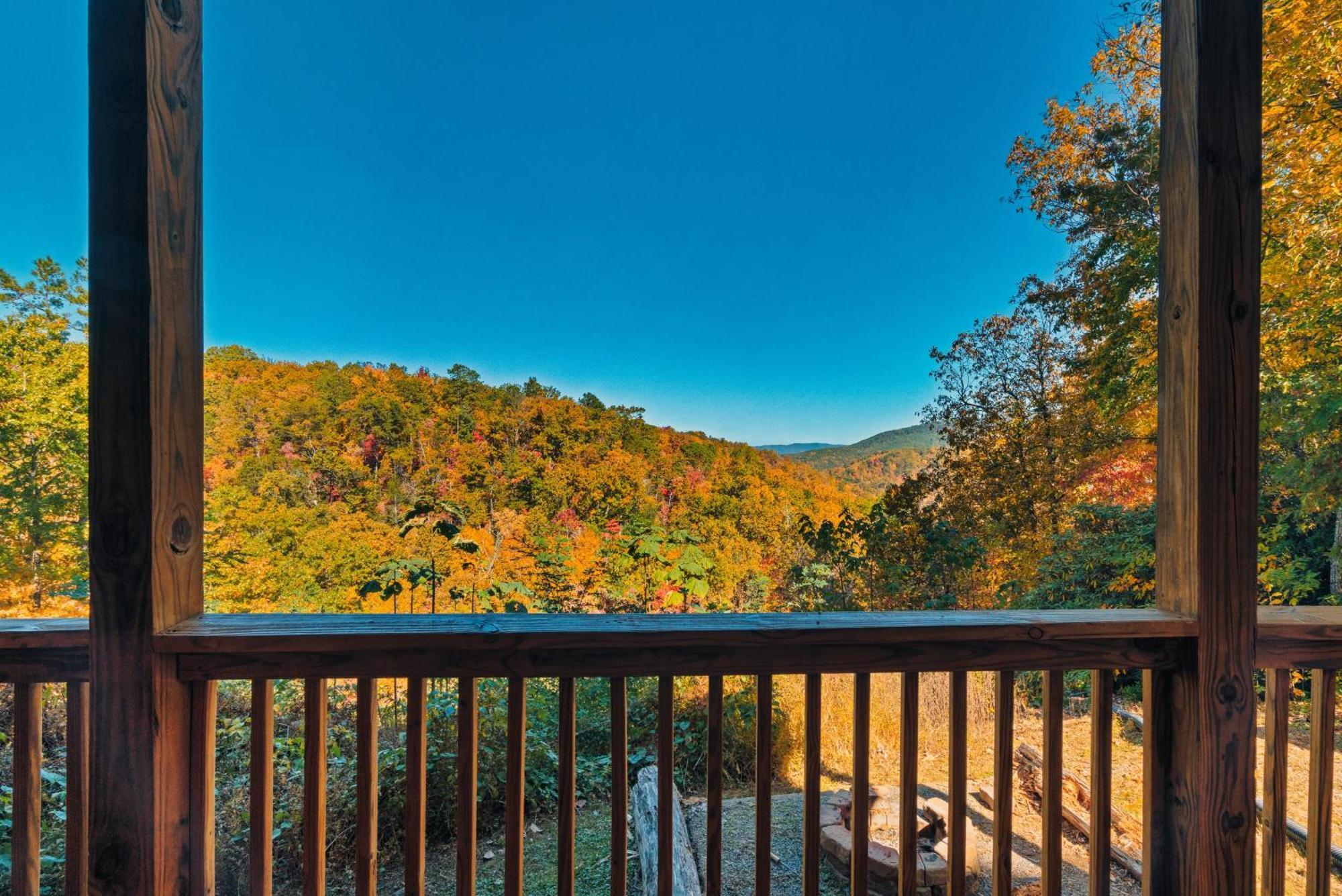 Top Mtn Views, Hottub, Games, 4 Suites, Pets Sevierville Exterior photo